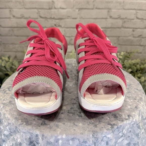 FASHION - Pink & Gray Mesh Knit Open Toe Platform Muffin Sandals WMS 7M🩷NWOT🩶 - Picture 2 of 11